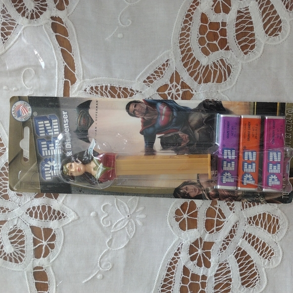 Wonder Woman DC Pez New - Picture 1 of 3